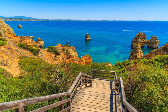 Portugal algarve alvor near tours lagos beaches beach lisbon transfer brilliant private magik transfers clickstay